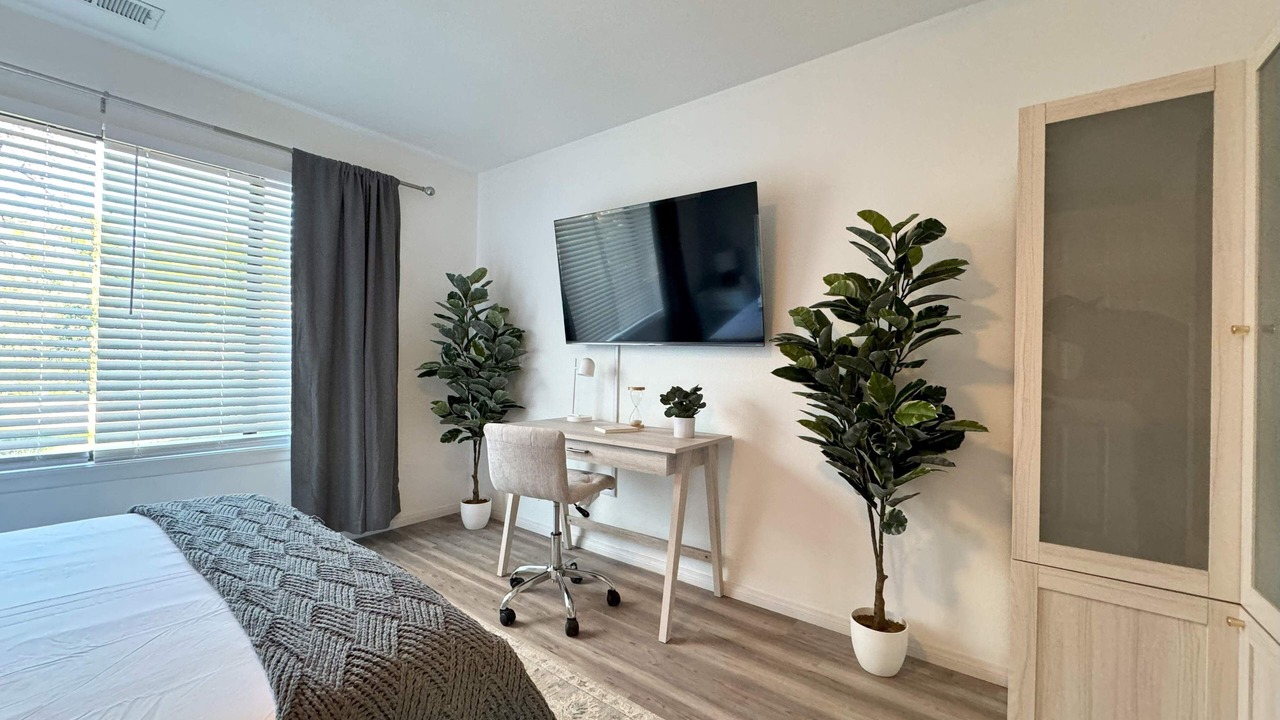Photo of Bedroom in Valley Center