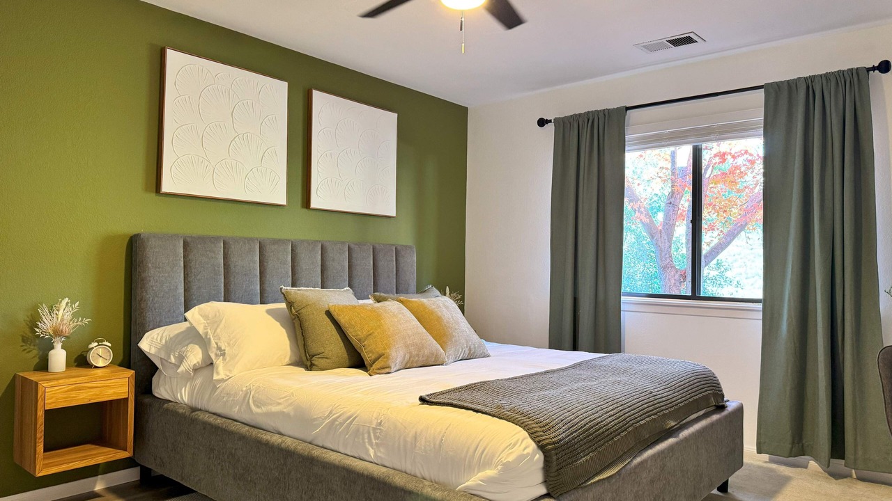 Photo of Bedroom in Valley Center
