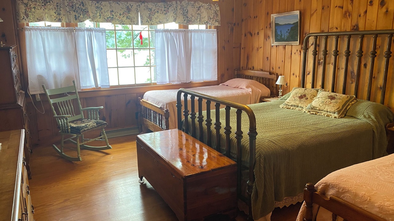 Photo of Bedroom in Huletts Landing
