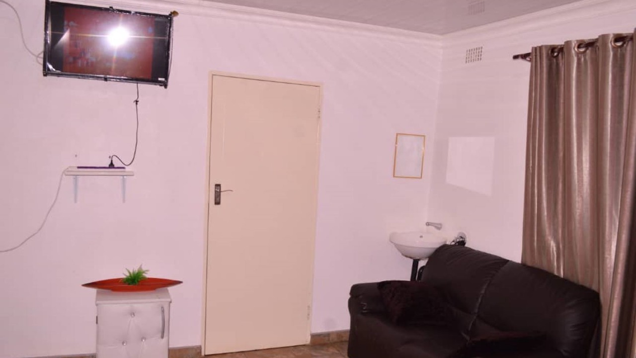 Photo of Livingroom in Bulawayo
