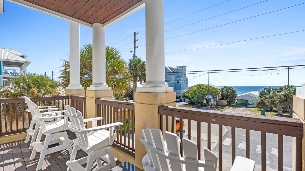 Photo of Patio Balcony in Kiska Beach
