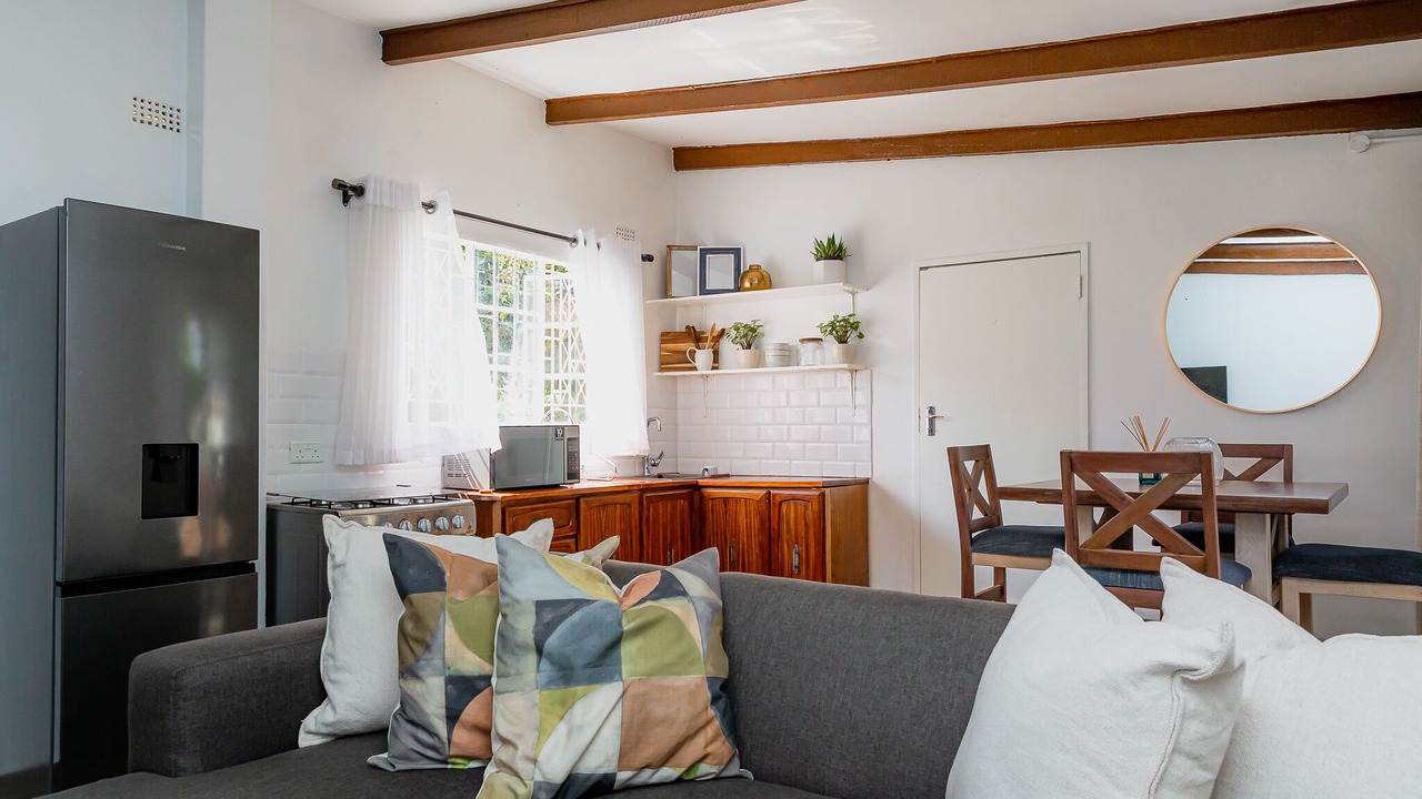 Photo of Livingroom in Harare