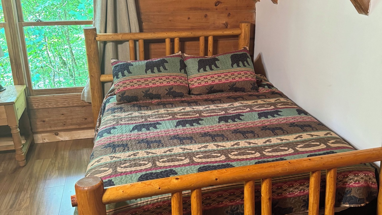 Photo of Bedroom in Townsend