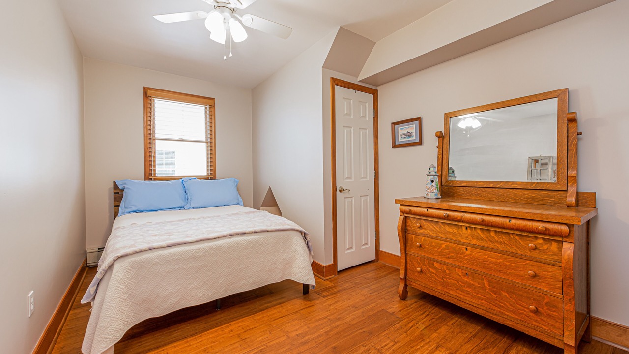 Photo of Bedroom in Lewes
