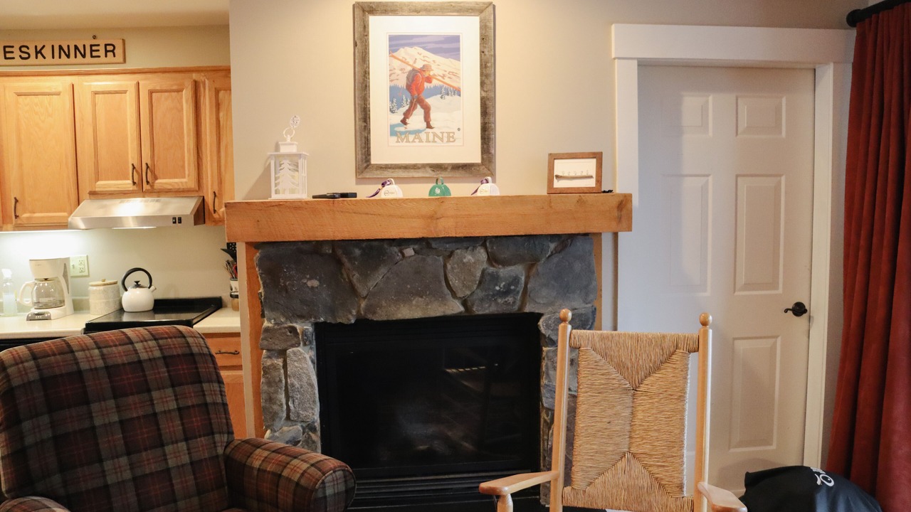 Photo of Livingroom in Rangeley