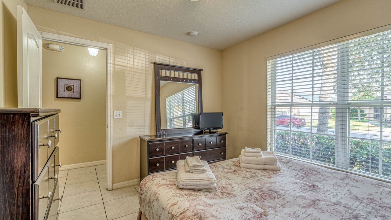 Photo of Bedroom in Sandy Ridge