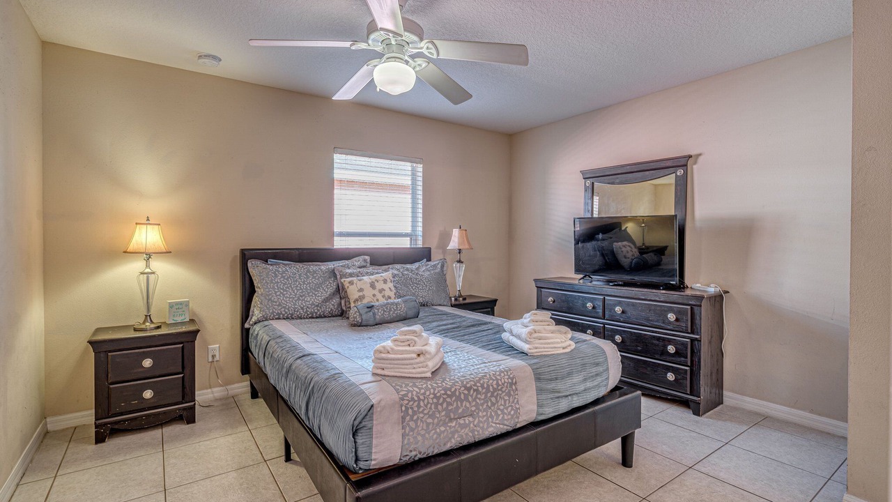 Photo of Bedroom in Sandy Ridge