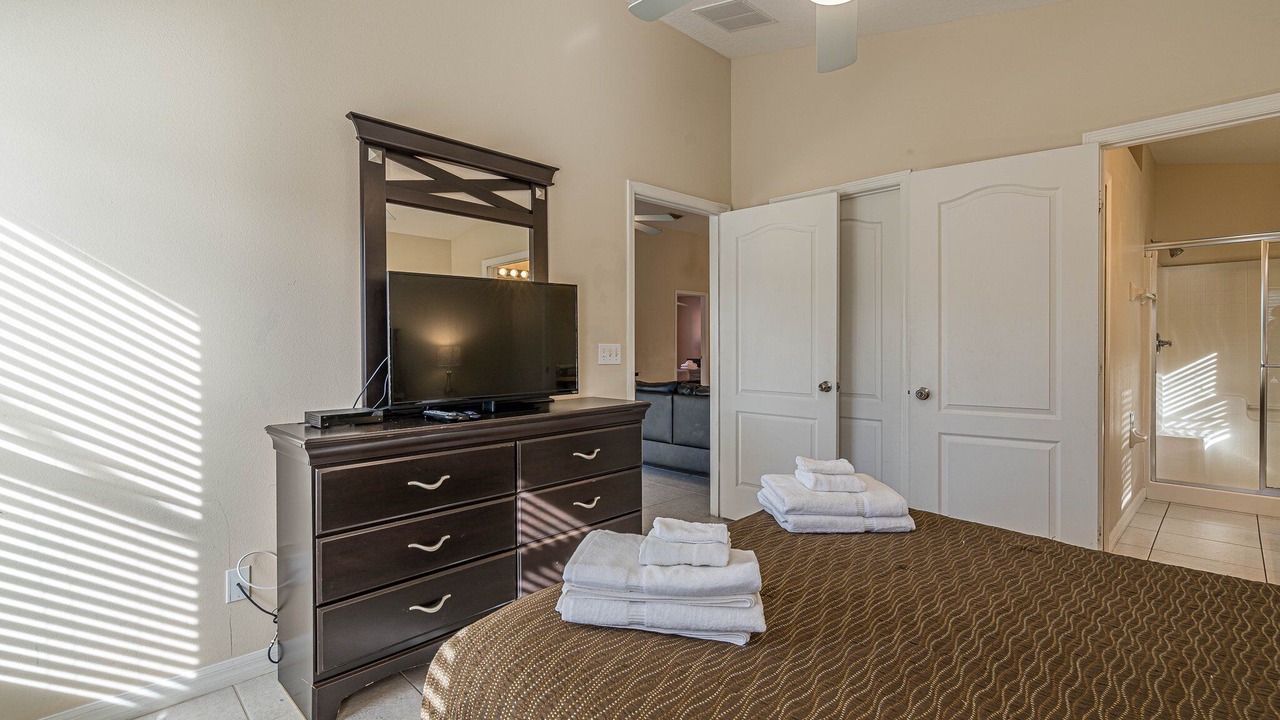 Photo of Bedroom in Sandy Ridge