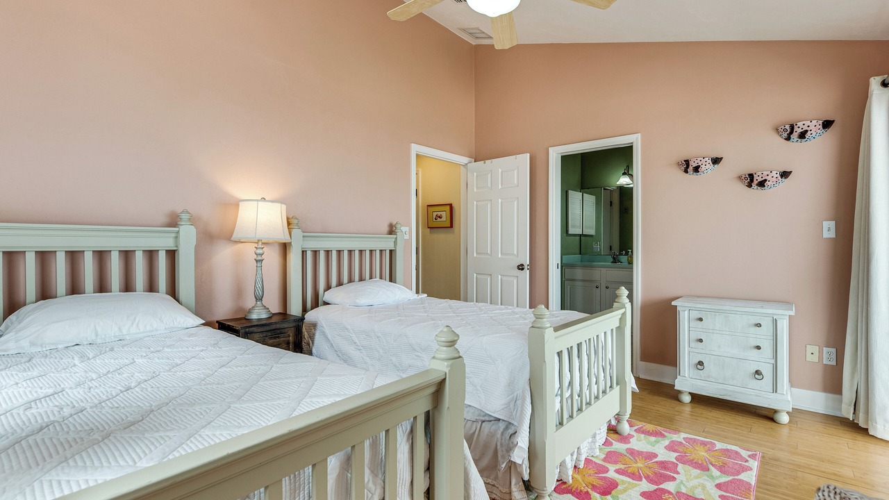 Photo of Bedroom in Alligator Point