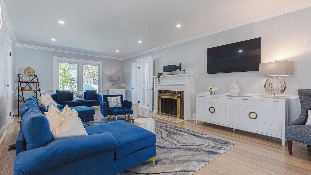 Photo of Livingroom in River District