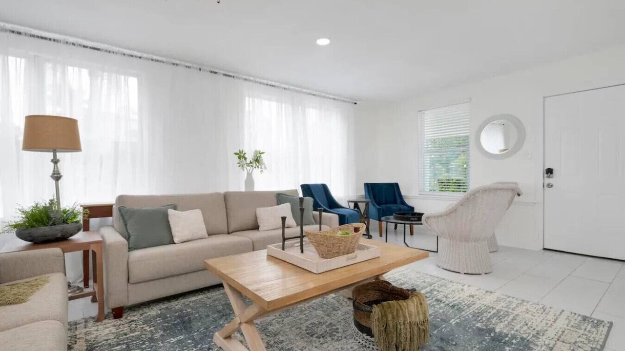 Photo of Livingroom in Riverview Estates