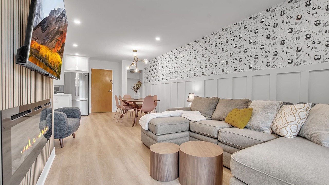 Photo of Livingroom in Great Valley