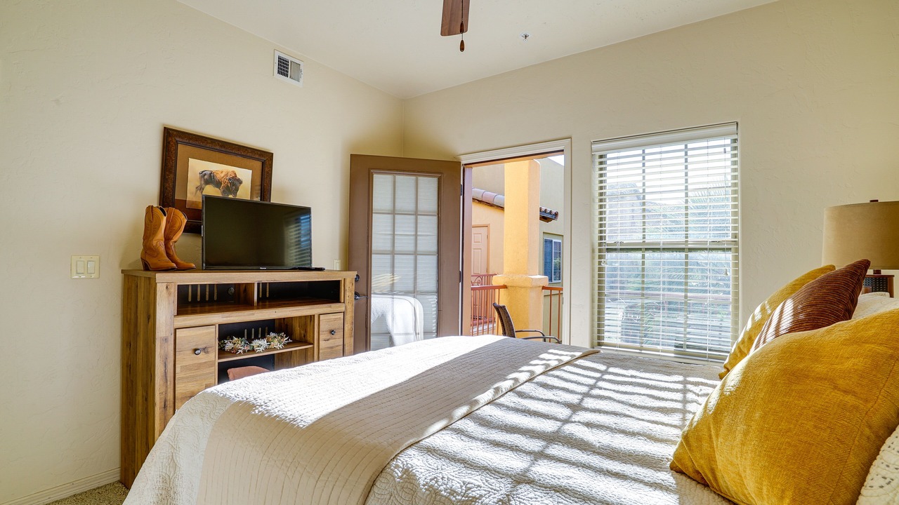 Photo of Bedroom in Mesilla Park