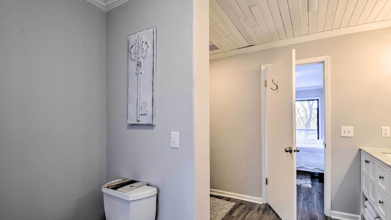 Photo of Bathroom in Sky Valley