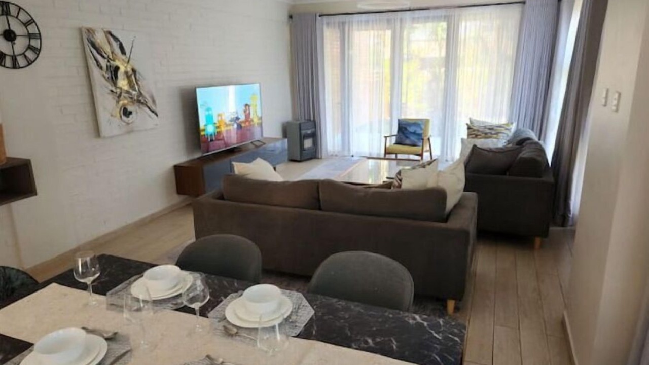 Photo of Livingroom in Greendale