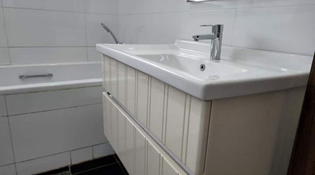 Photo of Bathroom in Greendale
