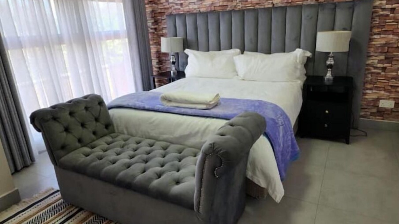 Photo of Bedroom in Greendale
