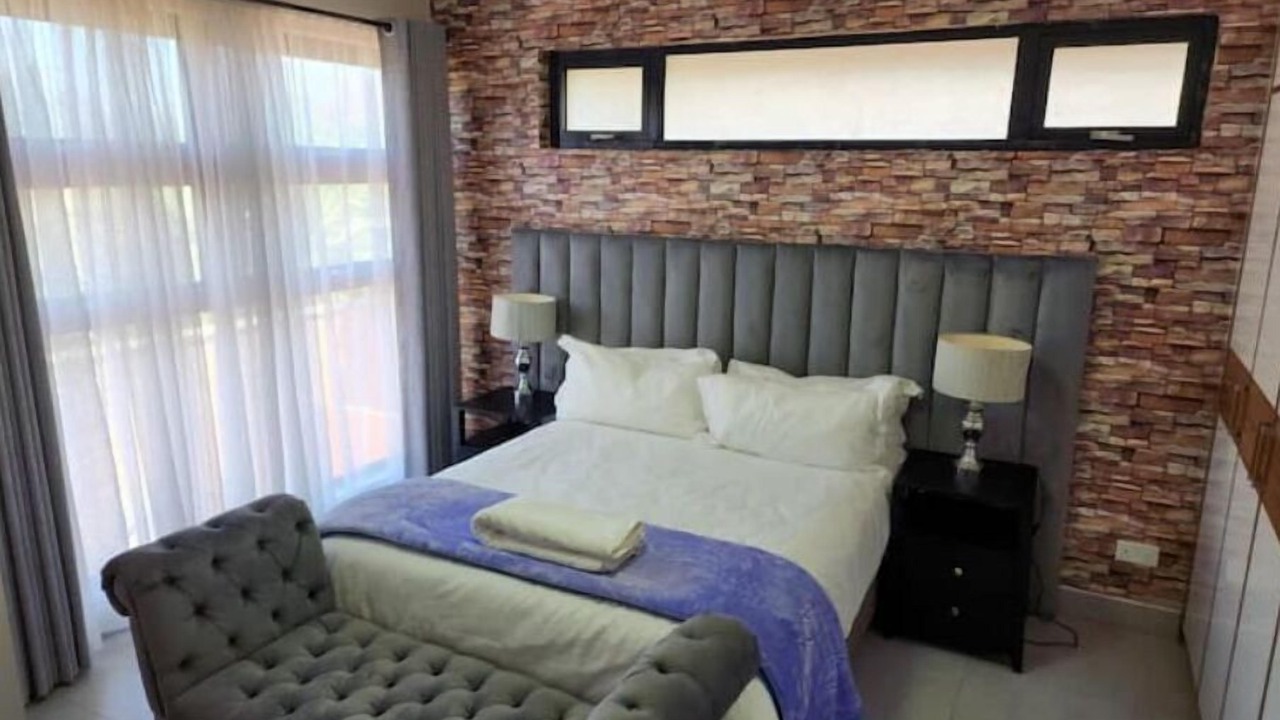 Photo of Bedroom in Greendale