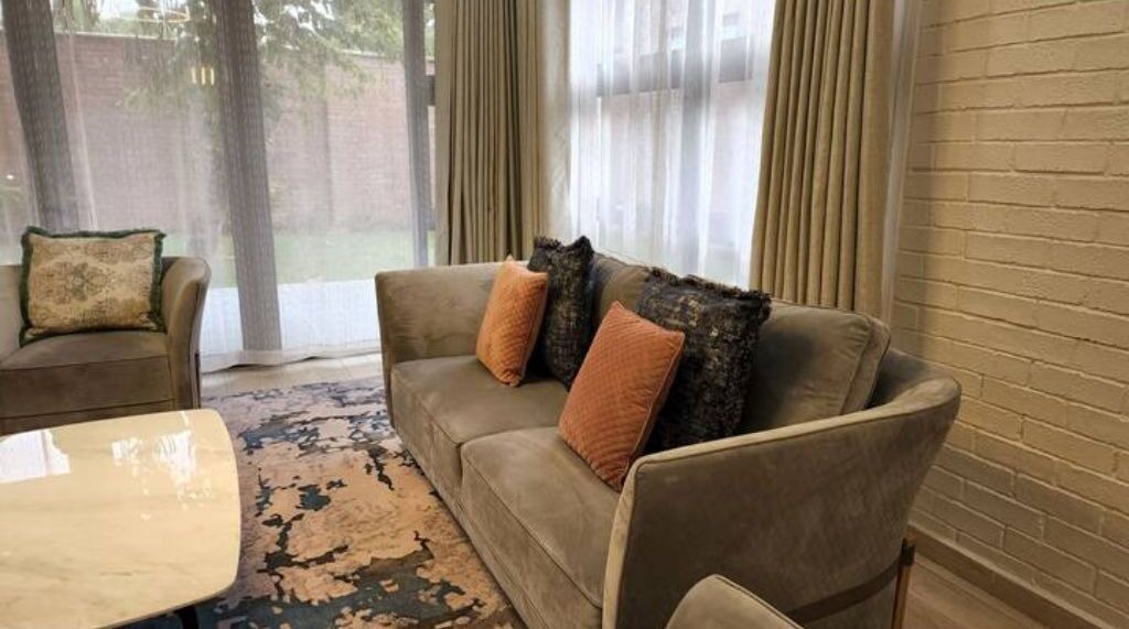 Photo of Livingroom in Greendale
