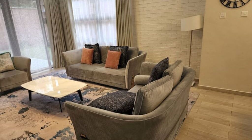 Photo of Livingroom in Greendale