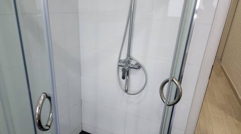 Photo of Bathroom in Greendale