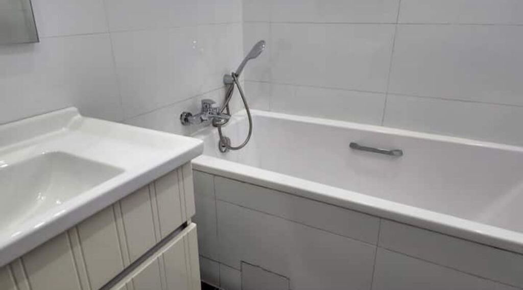 Photo of Bathroom in Greendale