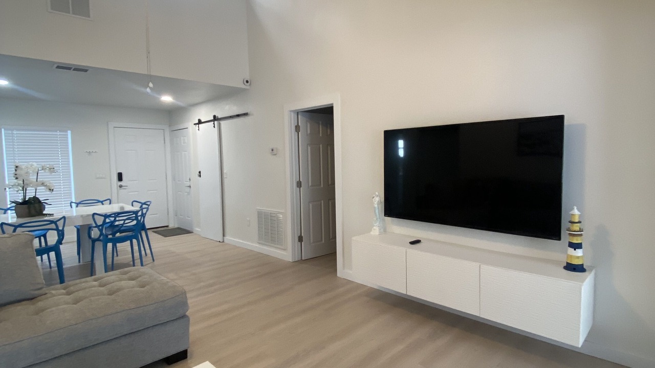 Photo of Livingroom in Ridge Wood Heights