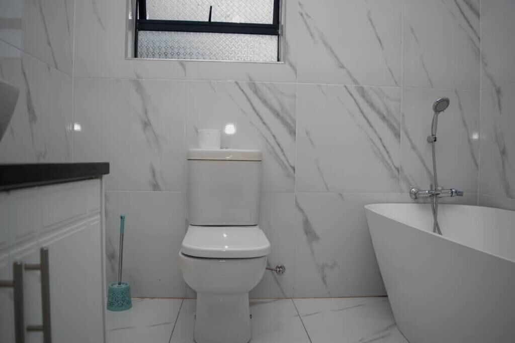 Photo of Bathroom in Glen Lorne