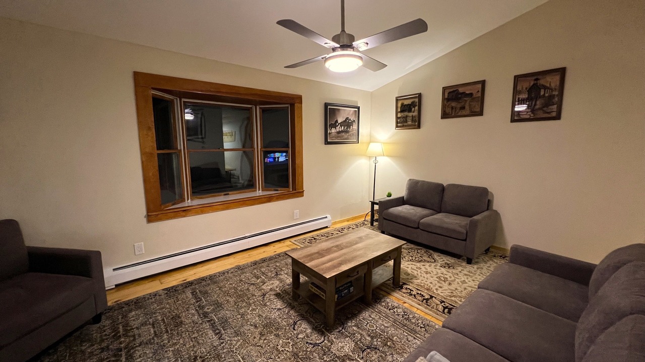 Photo of Livingroom in Chestertown