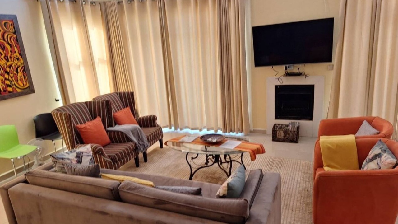 Photo of Livingroom in Harare