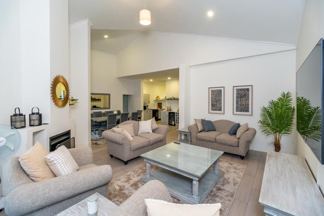 Photo of Livingroom in Harare