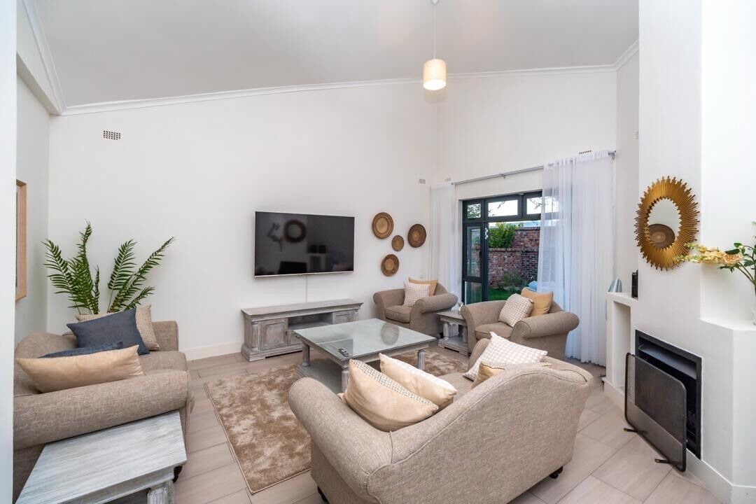 Photo of Livingroom in Harare