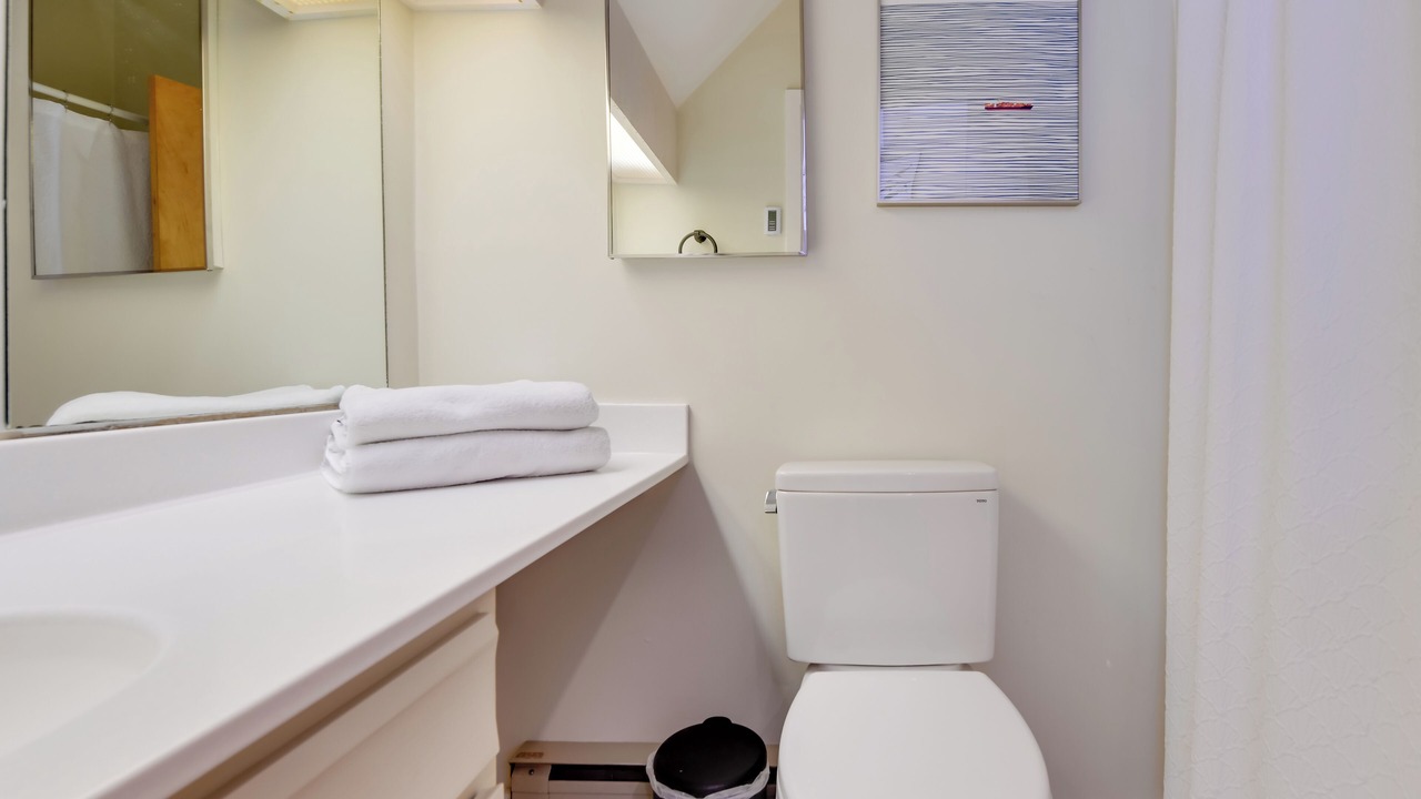 Photo of Bathroom in Warren