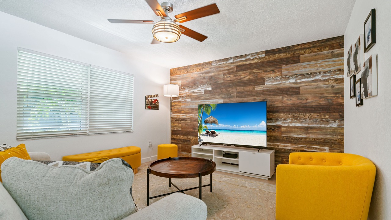 Photo of Livingroom in Arlington Park