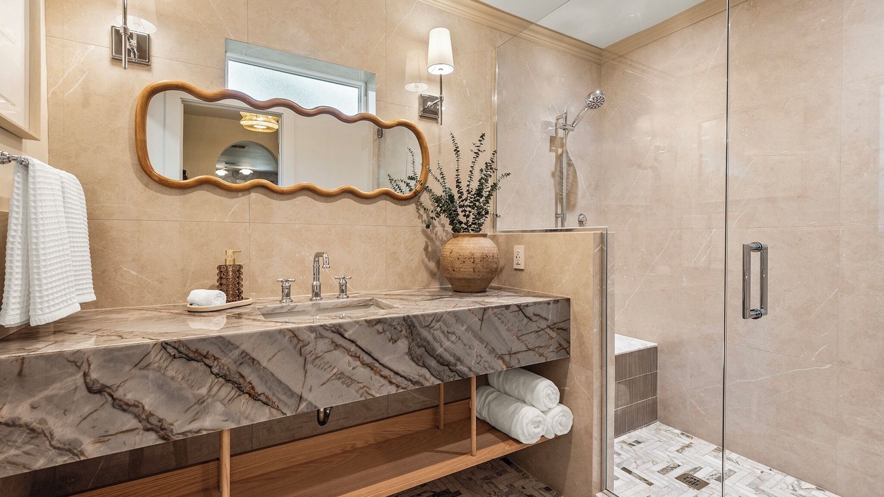 Photo of Bathroom in Crescent Beach