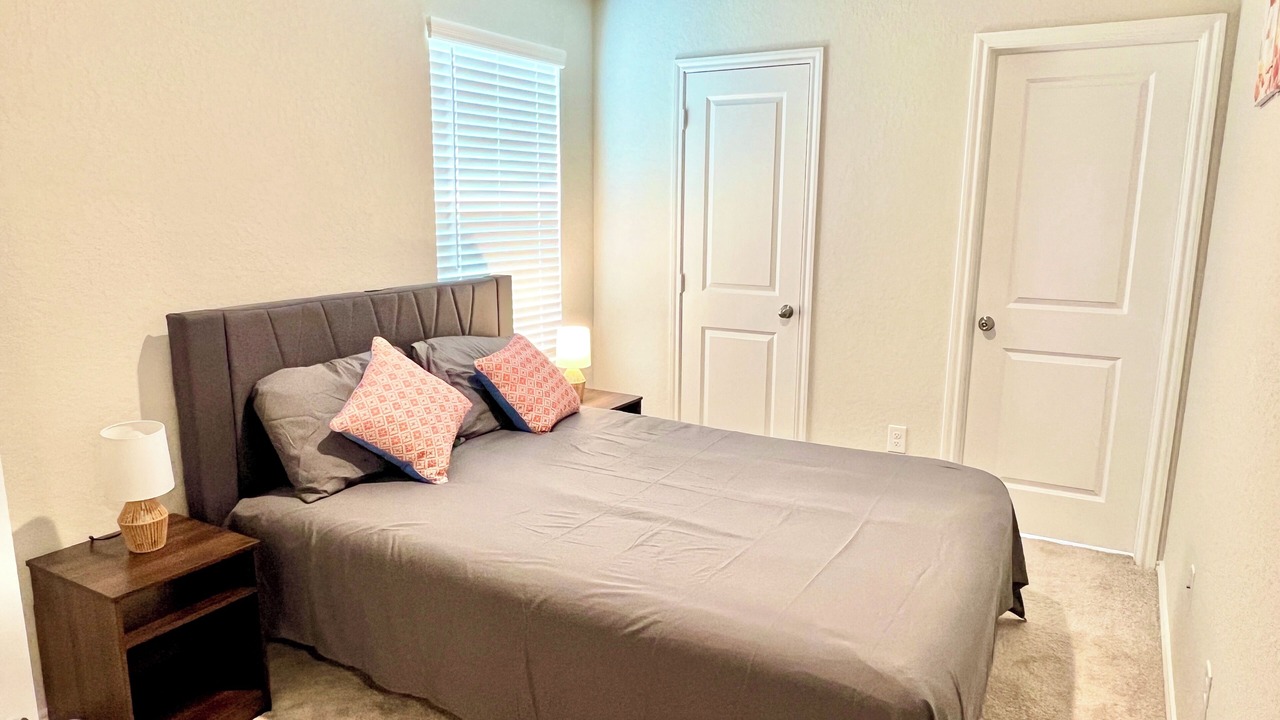 Photo of Bedroom in North San Antonio - SAT