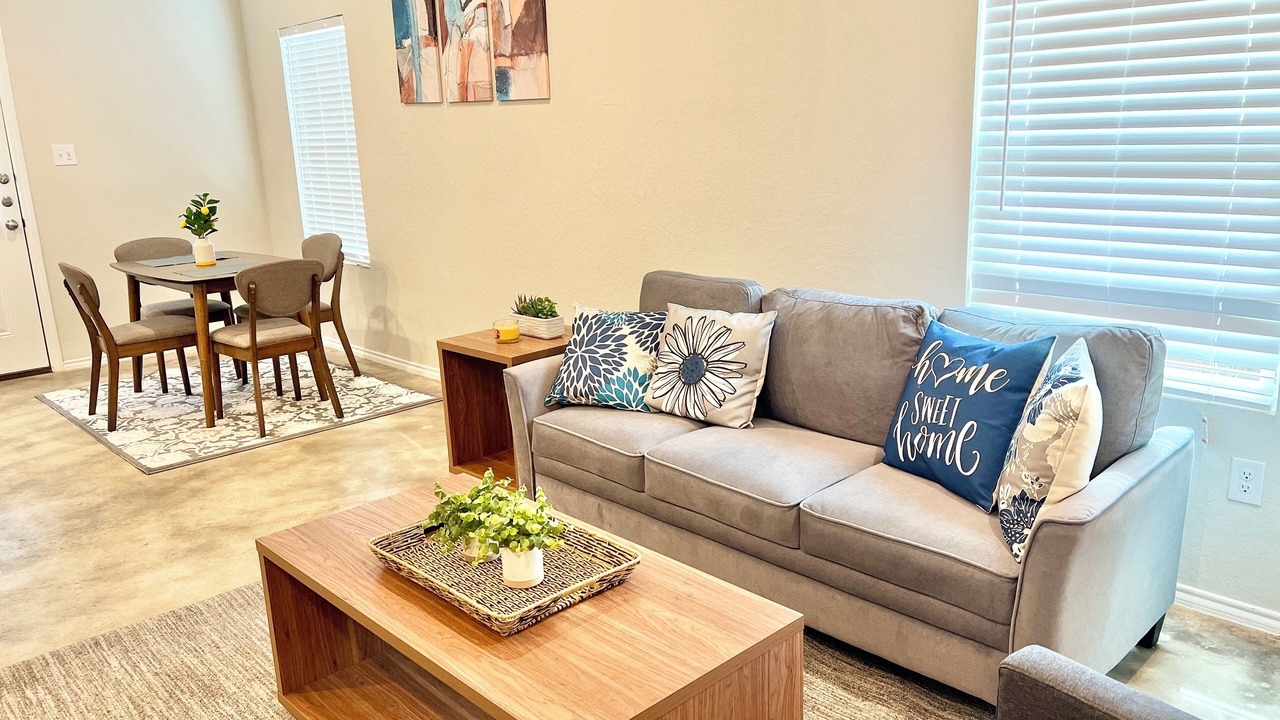 Photo of Livingroom in North San Antonio - SAT