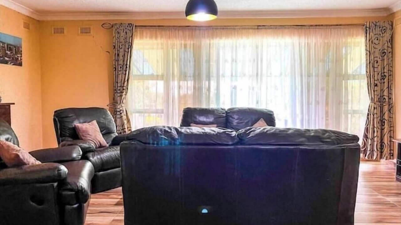 Photo of Livingroom in Gweru