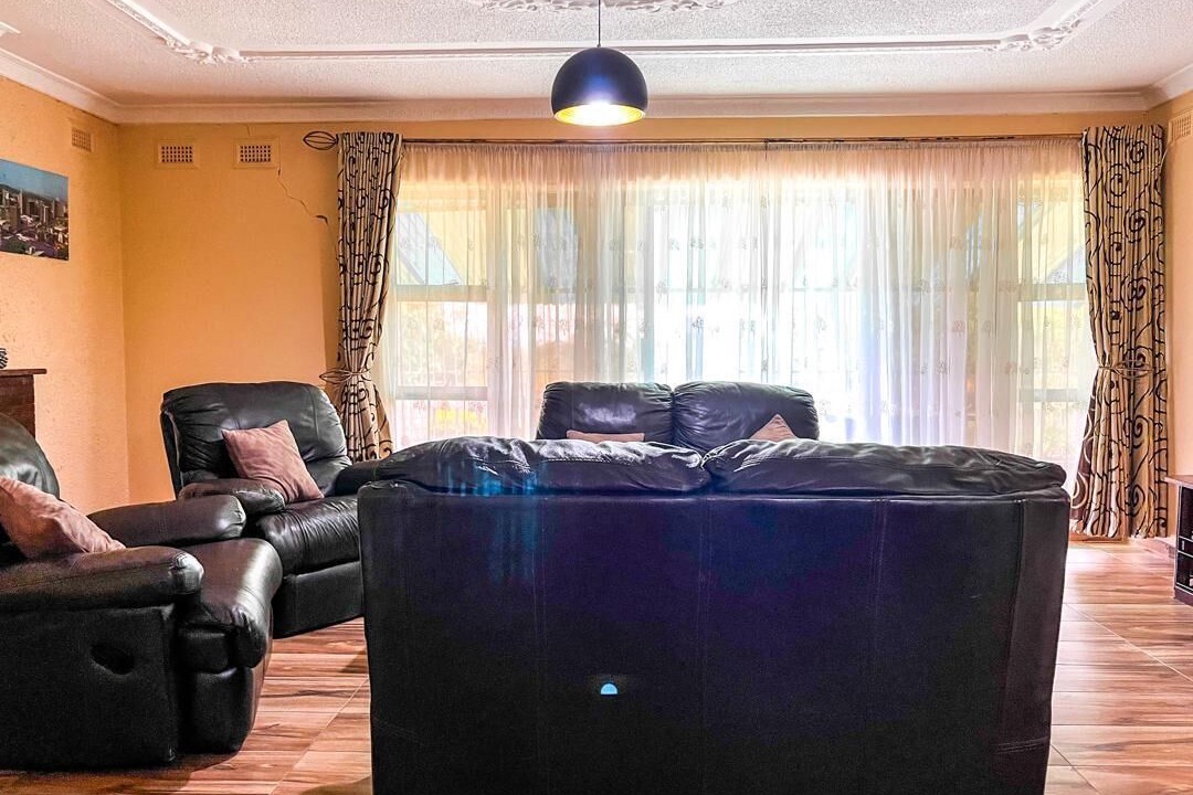 Photo of Livingroom in Gweru