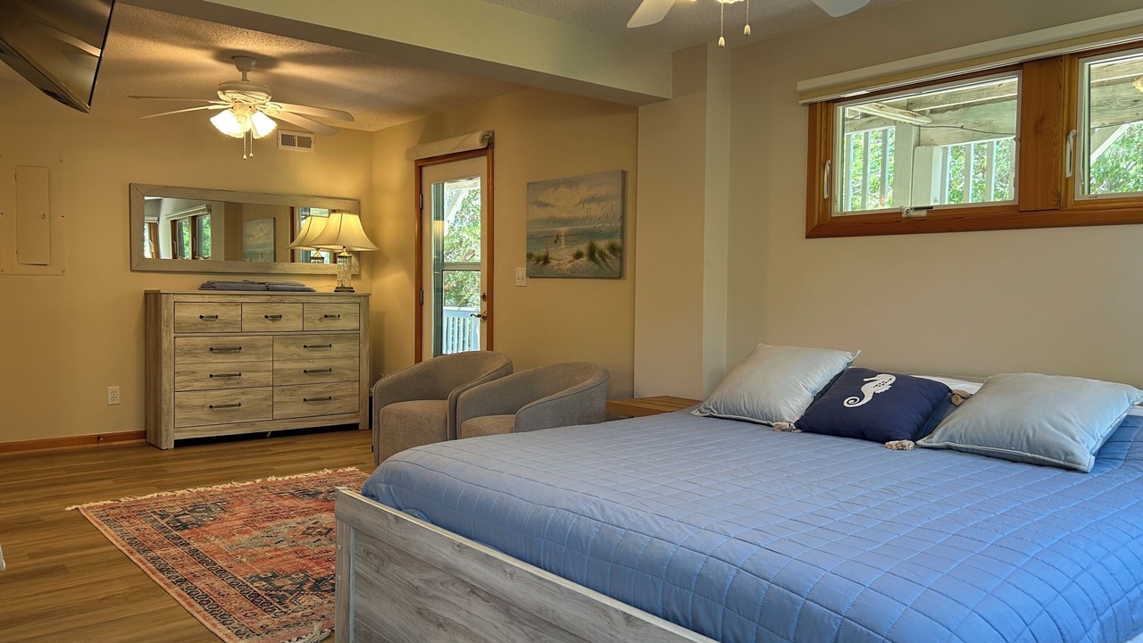 Photo of Bedroom in Southern Shores