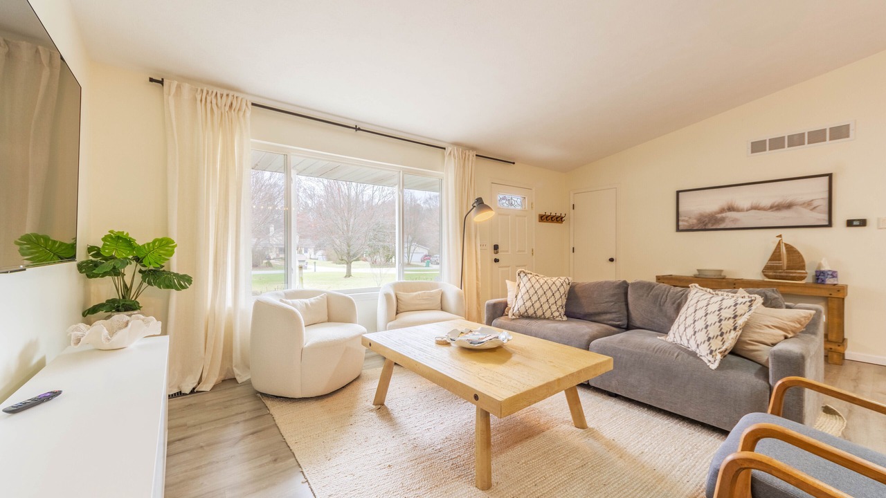 Photo of Livingroom in Fennville