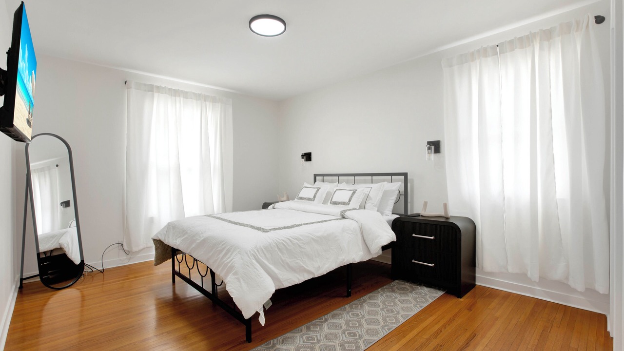 Photo of Bedroom in Diamond Lake