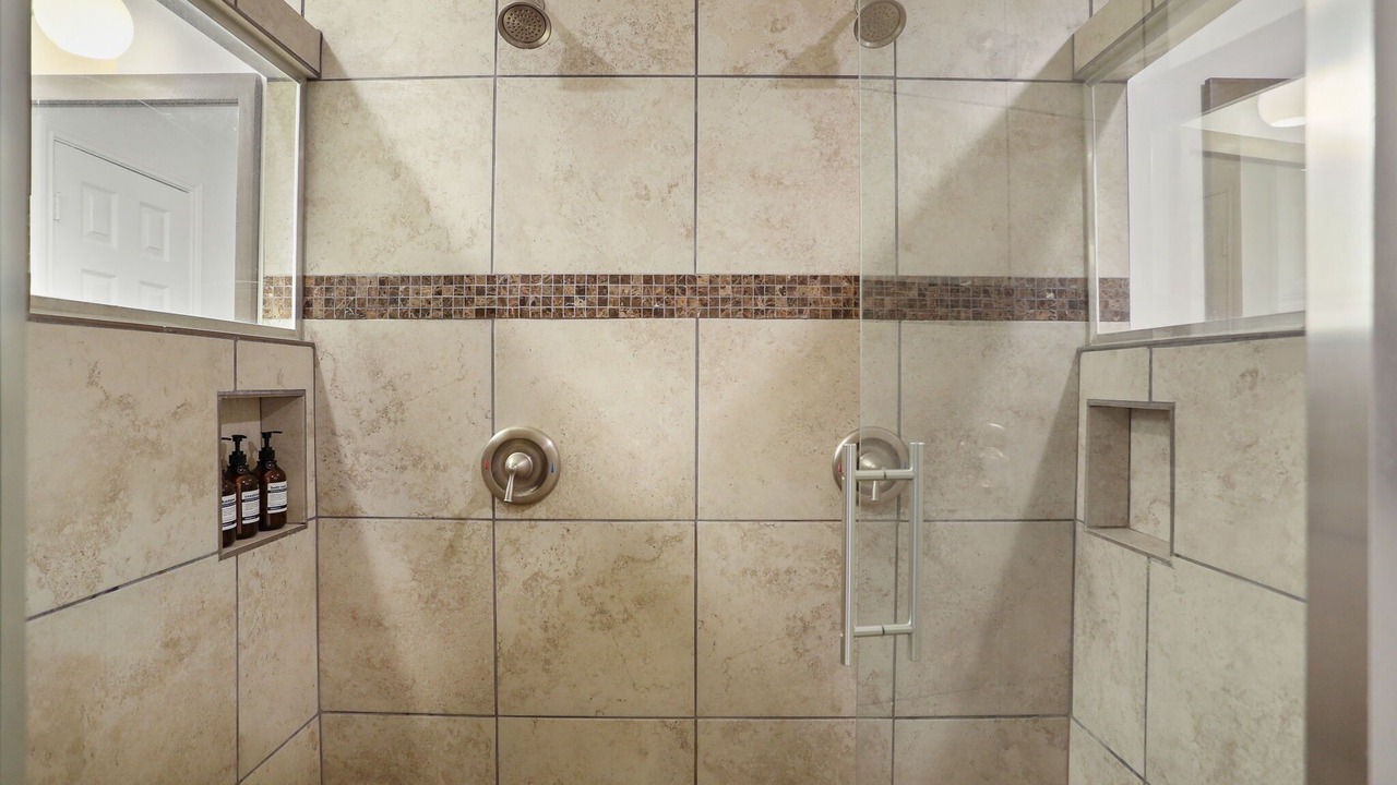 Photo of Bathroom in Whispering Oaks