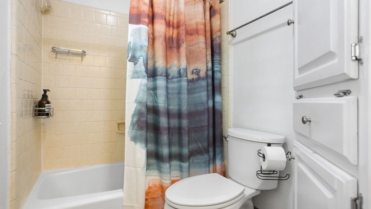 Photo of Bathroom in Whispering Oaks