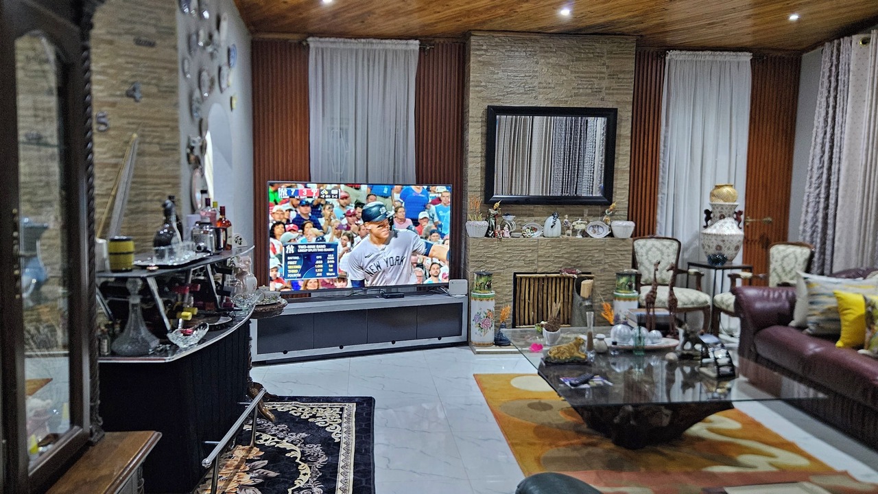 Photo of Livingroom in Juliasdale