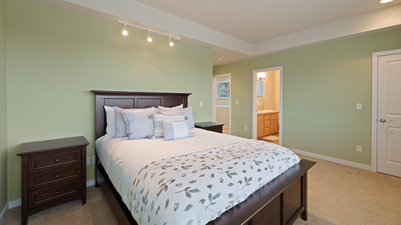 Photo of Bedroom in Redmond