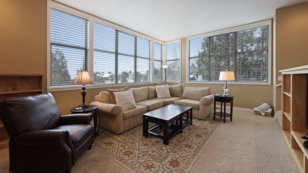 Photo of Livingroom in Redmond