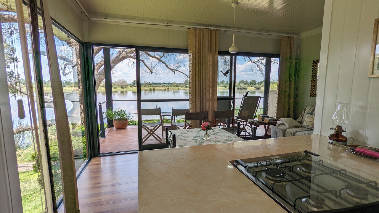 Photo of Livingroom in Komanyana