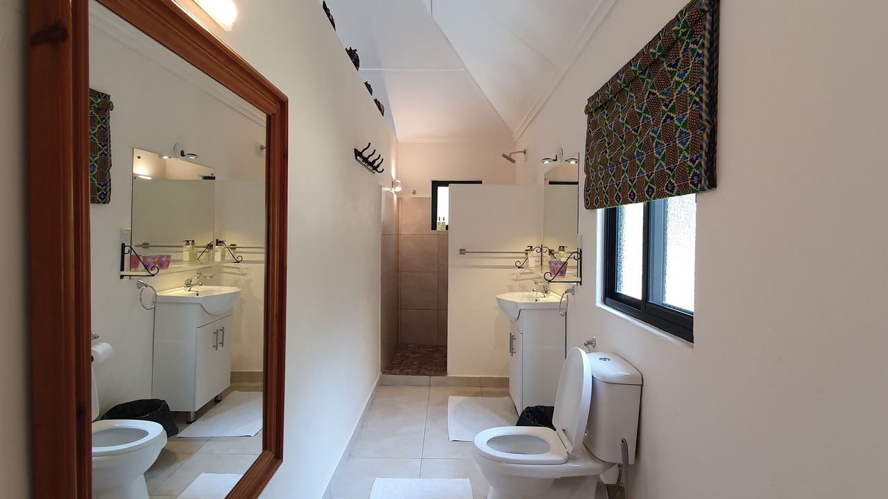 Photo of Bathroom in Komanyana