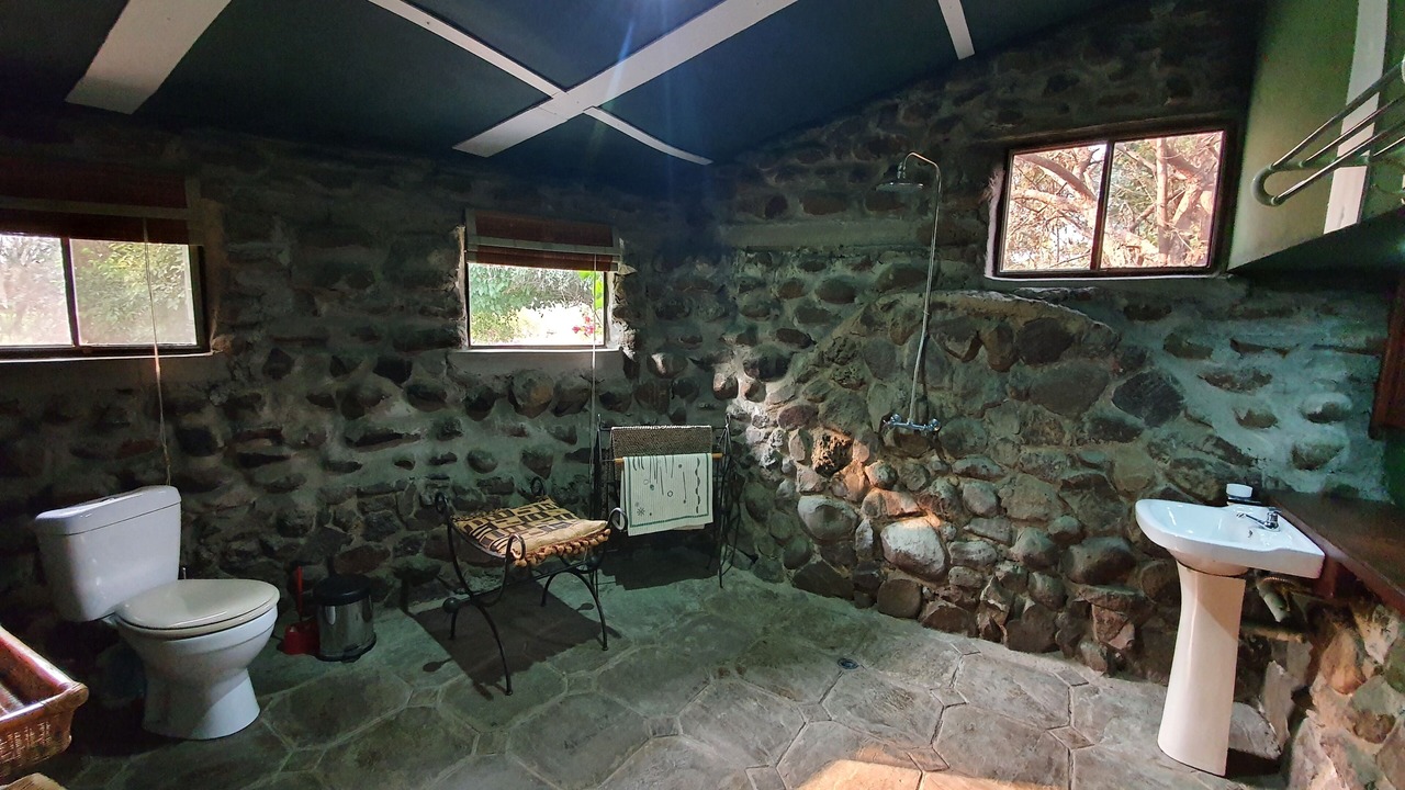 Photo of Bathroom in Komanyana